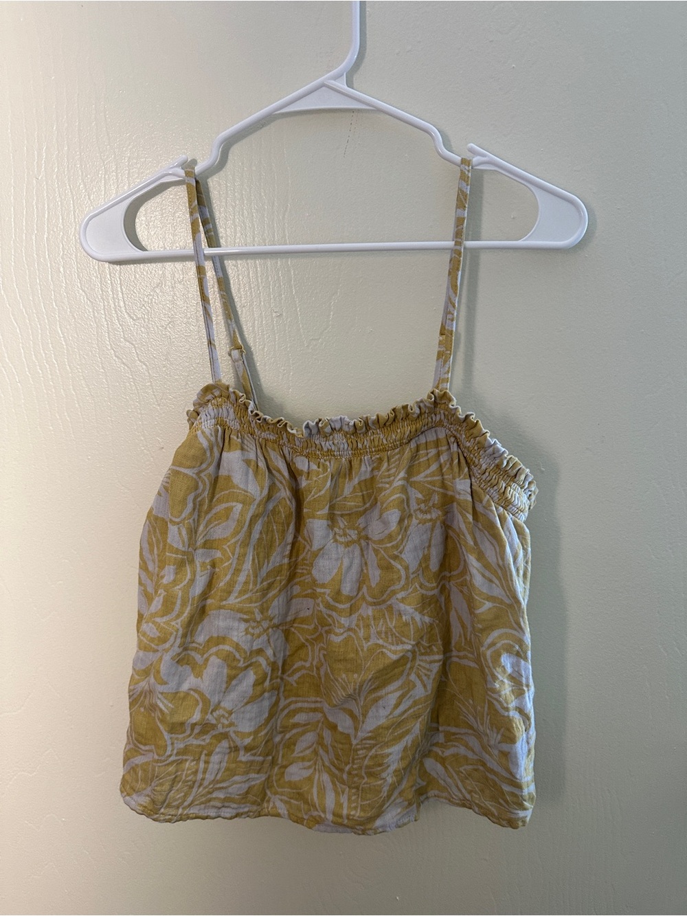 Old Navy Yellow and White Floral Smocked Spaghetti Strap Cami